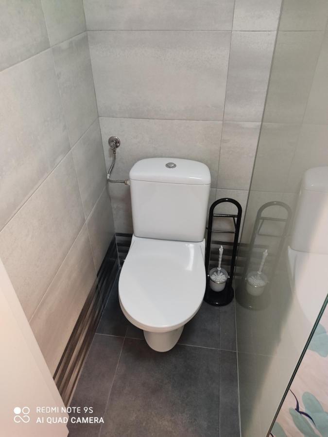 Fina M Studio Apartman Кали Экстерьер фото