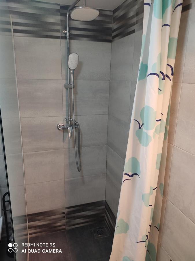 Fina M Studio Apartman Кали Экстерьер фото