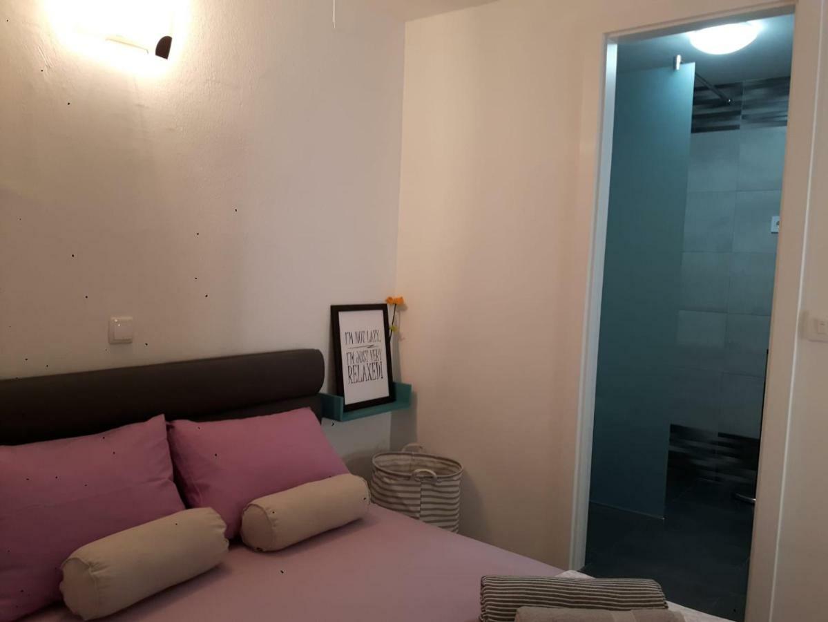 Fina M Studio Apartman Кали Экстерьер фото